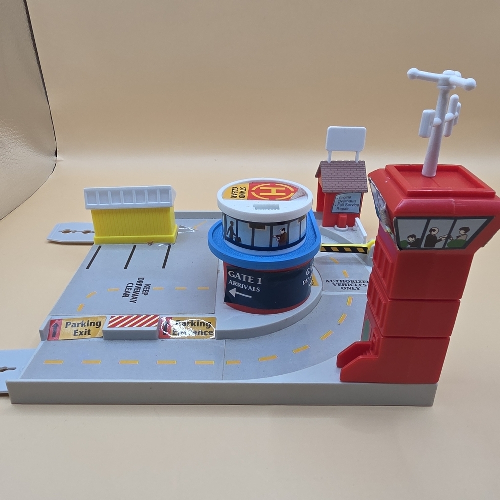 1991 Micro Machines Hiways & Byways Airport Plaza Playset Vintage - Picture 4 of 4